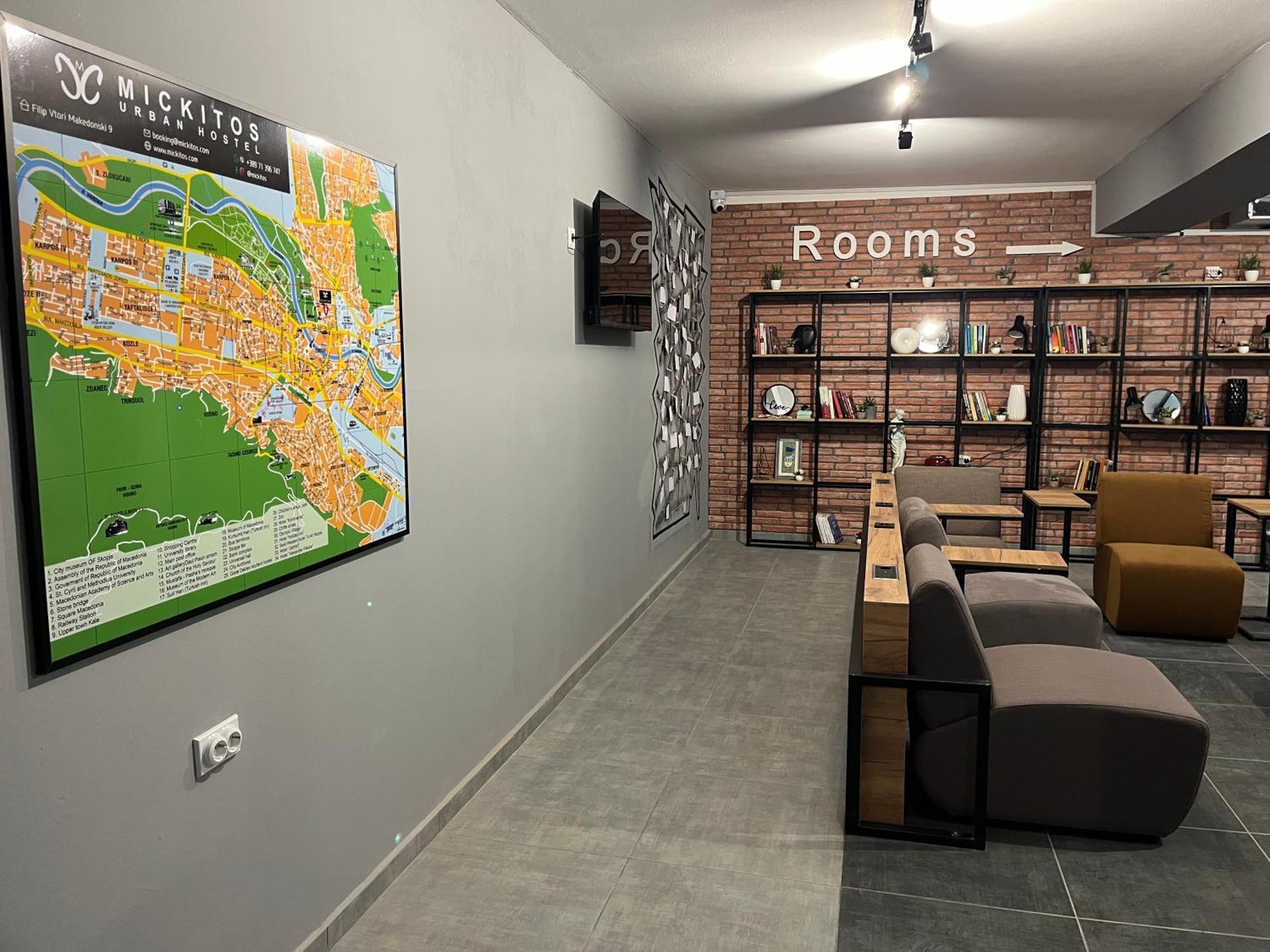 Mickitos Urban Hostel Скопье Экстерьер фото