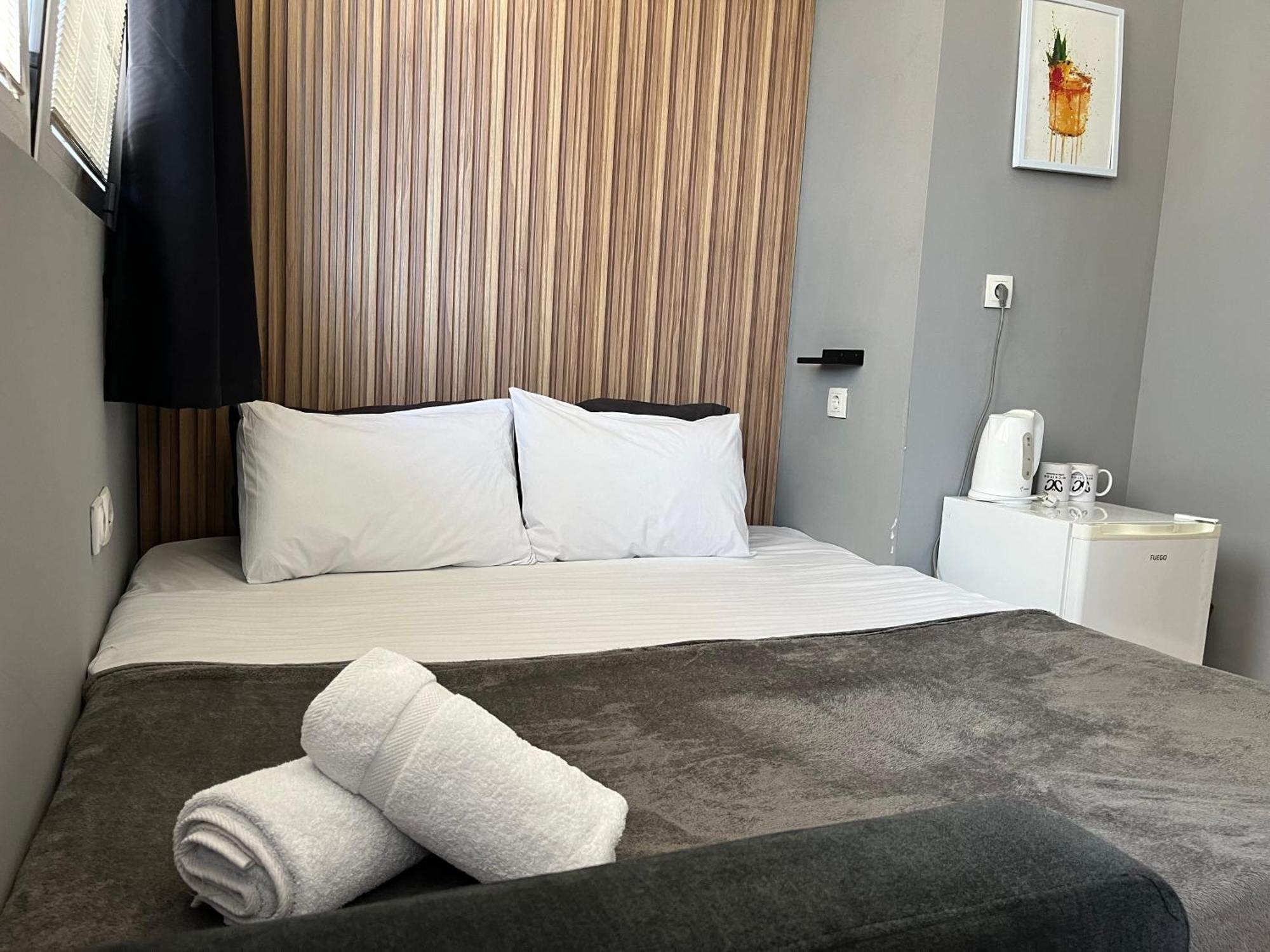 Mickitos Urban Hostel Скопье Экстерьер фото