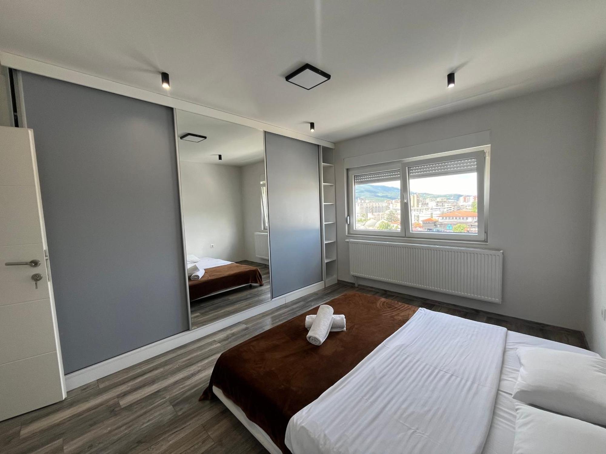 Mickitos Urban Hostel Скопье Номер фото