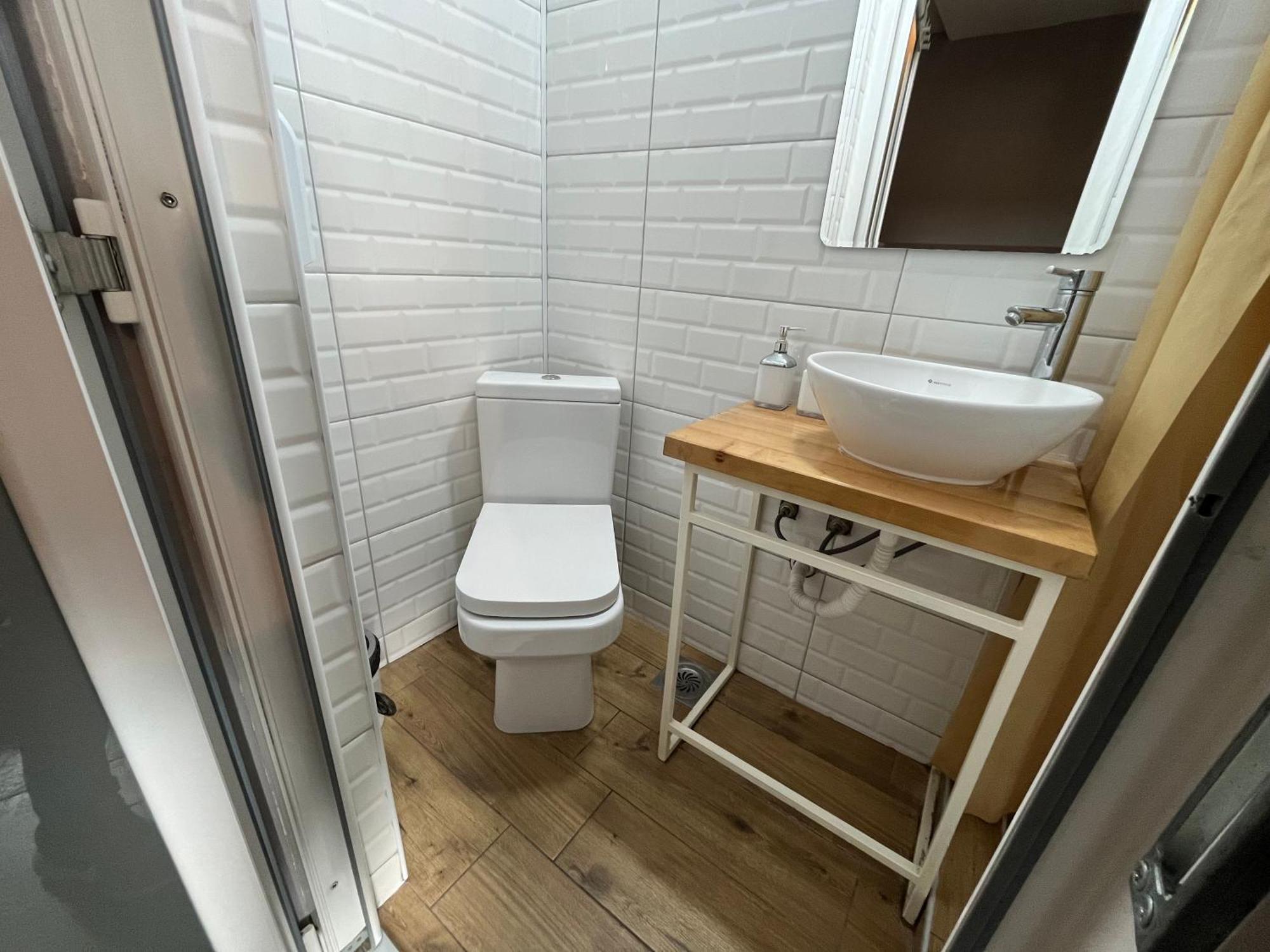 Mickitos Urban Hostel Скопье Номер фото